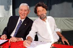 Paradosso e legge, Omaggio a Kafka